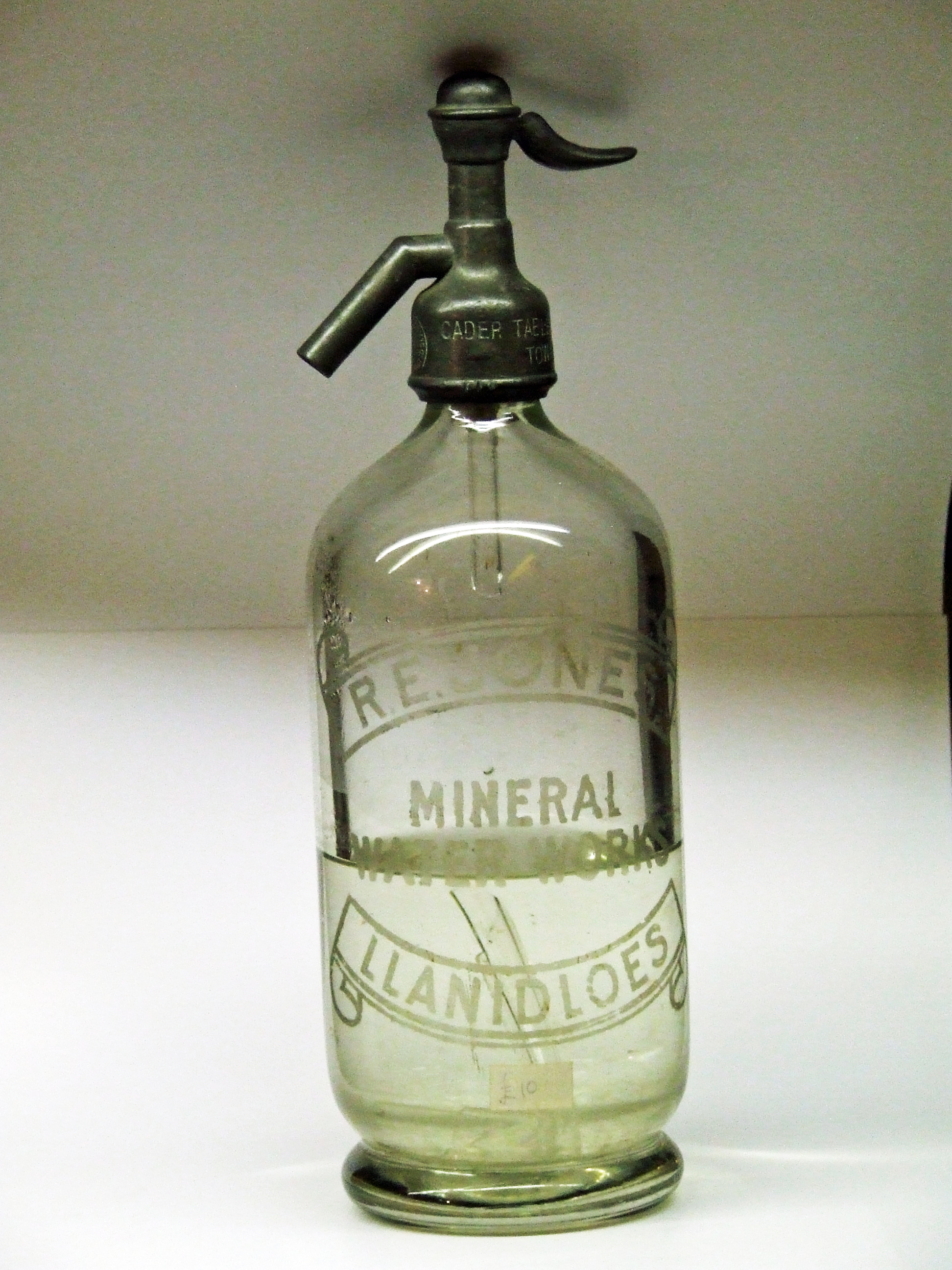 Vintaage Soda Syphon R.E.Jones Llanidloes Bill Bagley Glass