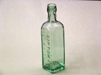 GlassBottles5W.JPG